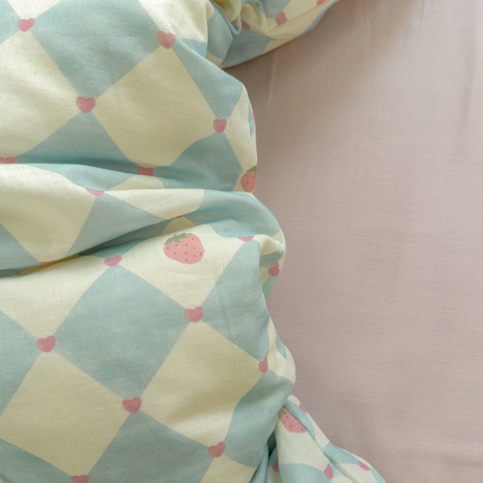 91家纺网 家纺一手货源 找家纺 塔塔家居  2025新款全棉纯棉双层纱被套单品单被套被套单件 草莓酱·蓝