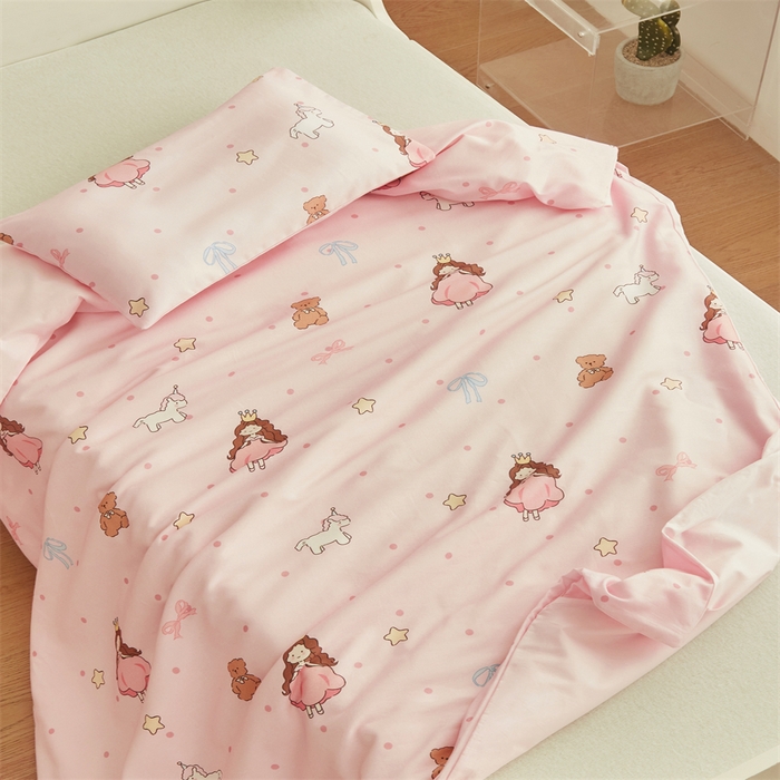 91家纺网 家纺一手货源 找家纺 艾佳宝贝 2025A类儿童全棉多功能单被套可拆式夏被四季被子 甜甜小公主