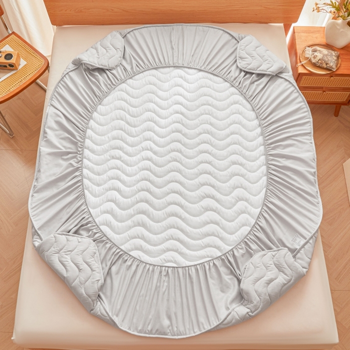 91家纺网 家纺一手货源 找家纺 初心家纺 2025新款原棉防水夹棉窗帘床护罩单件席梦思保护套防水床罩 浅灰