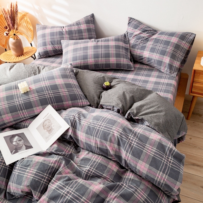 91家纺网 家纺一手货源 找家纺 2025新款A类色织水洗棉单被套 灰粉格