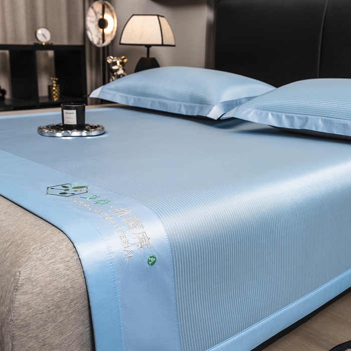 91家纺网 家纺一手货源 找家纺 全季家居 2025新款5A加厚加密艾草碳光席冰丝席 床席-雾蓝