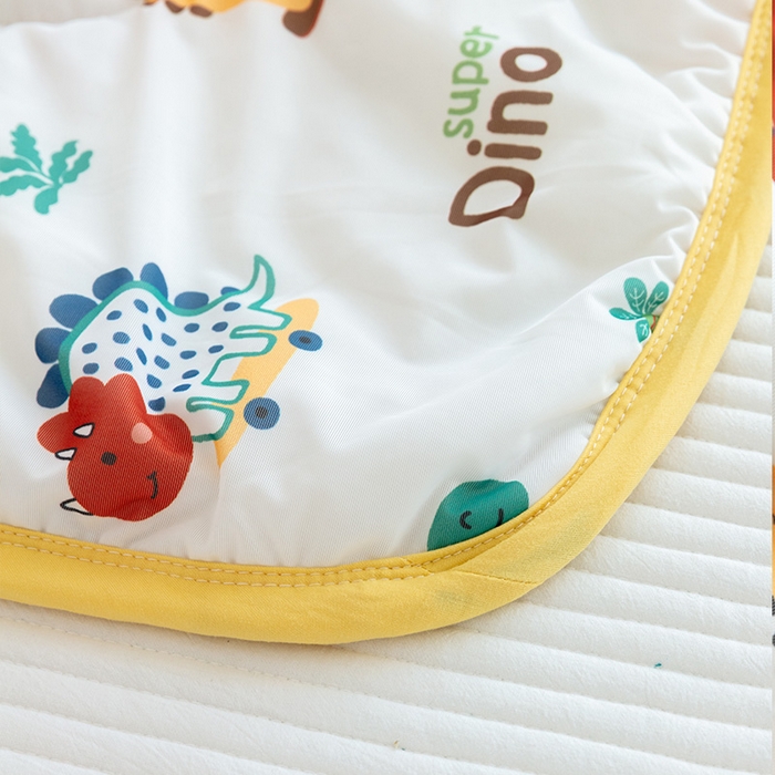 91家纺网 家纺一手货源 找家纺 艾佳宝贝 2025春夏新款A类凉感丝儿童糖果抗菌夏被 滑板恐龙