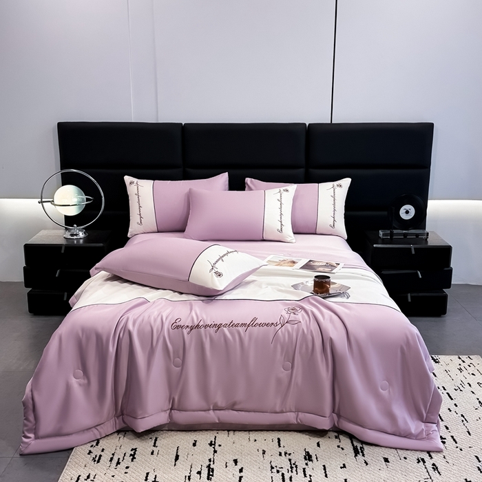 91家纺网 家纺一手货源 找家纺 卡罗兰 2025新款水洗真丝夏凉被空调被拼接款手工包边浪漫花语系列 浪漫花语-香芋紫