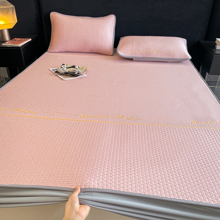 91家纺网 家纺一手货源 找家纺 （总）2025新款提花冰豆豆凉席床笠床席三件套幸运草系列