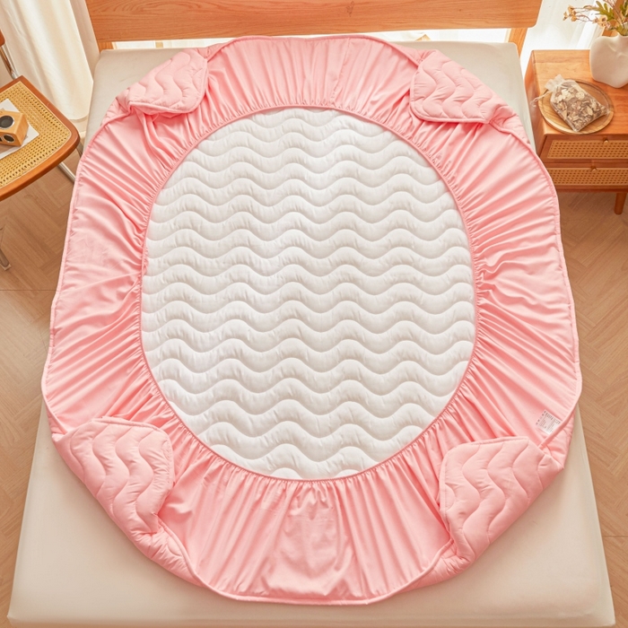 91家纺网 家纺一手货源 找家纺 初心家纺 2025新款原棉防水夹棉窗帘床护罩单件席梦思保护套防水床罩 粉玉