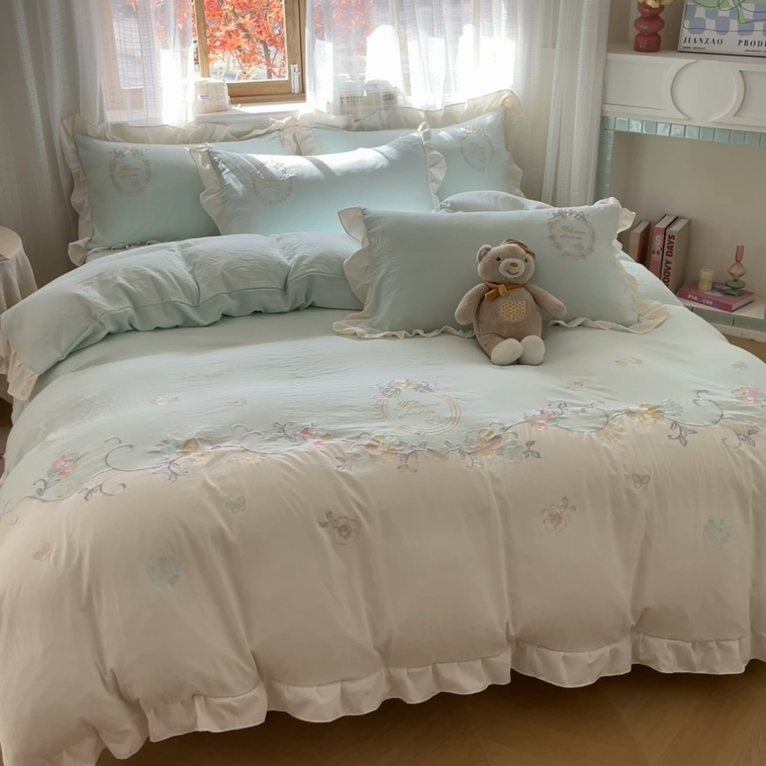 91家纺网 家纺一手货源 找家纺 ab家纺2025新款全棉水洗棉绣花四件套-夏莉儿 夏莉儿-水绿