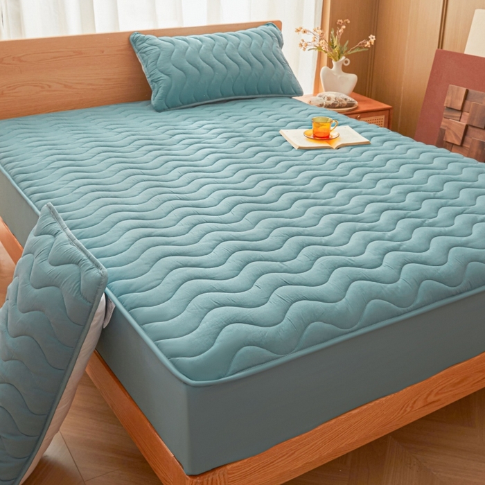 91家纺网 家纺一手货源 找家纺 初心家纺 2025新款原棉防水夹棉窗帘床护罩单件席梦思保护套防水床罩 蓝