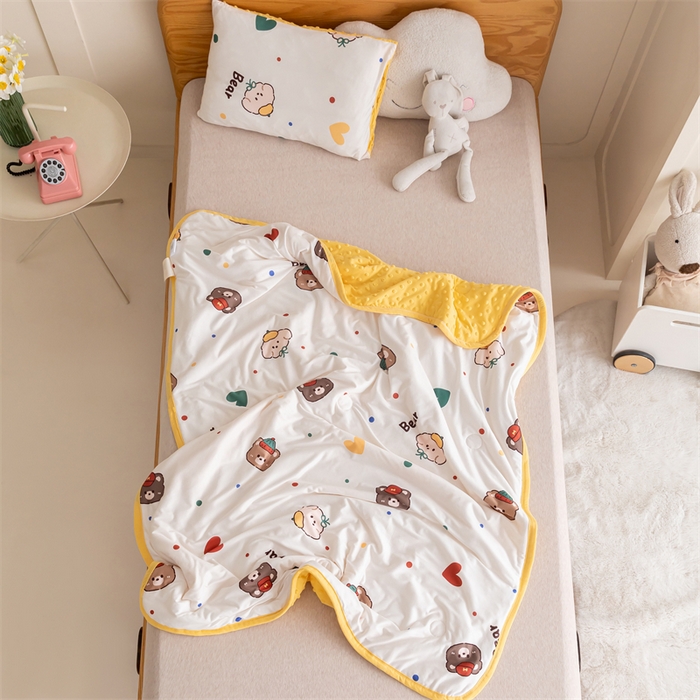 91家纺网 家纺一手货源 找家纺 （总）艾佳宝贝 2025新款A类豆豆针织儿童多功能盖毯安抚夏被-实拍