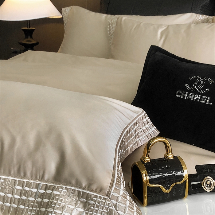 91家纺网 家纺一手货源 找家纺 保罗圣迪奥 2025新款简约款全棉长绒棉四件套—星阑 星阑-香槟金