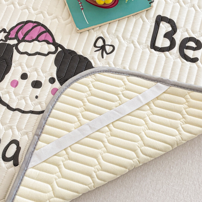 91家纺网 家纺一手货源 找家纺 贝扬思家纺 2025新款亲肤舒适可爱乳胶凉席席子系列 漫画狗仔