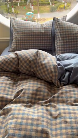 91家纺网 家纺一手货源 找家纺 田野 2025新款全棉水洗棉提花点点系列四件套 点点-深蓝