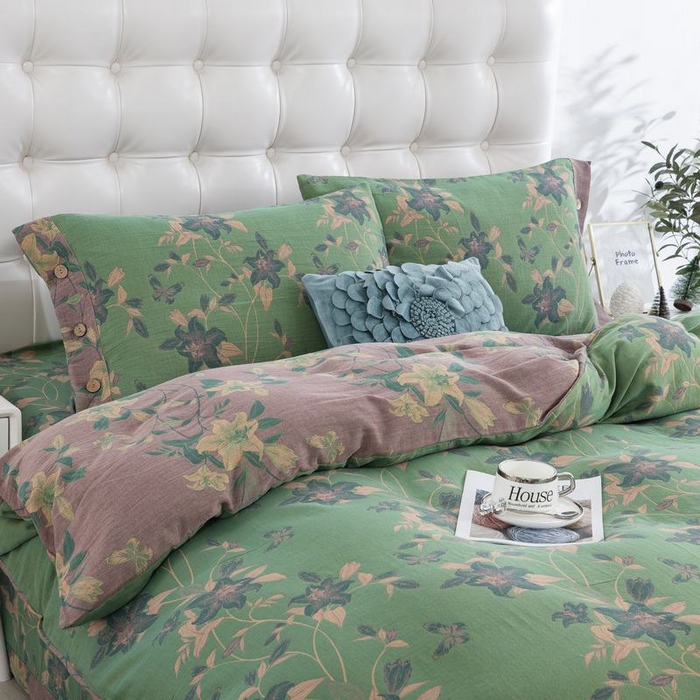 91家纺网 家纺一手货源 找家纺 2025新款全棉色织双层纱纽扣款四件套 和和美美-绿