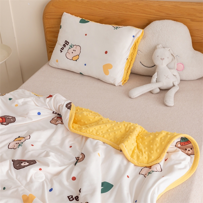 91家纺网 家纺一手货源 找家纺 （总）艾佳宝贝 2025新款A类豆豆针织儿童多功能盖毯安抚夏被-实拍