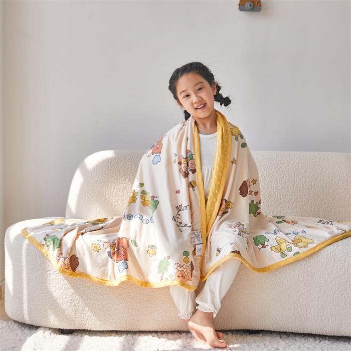 91家纺网 家纺一手货源 找家纺 艾佳宝贝 2025新款A类针织豆豆儿童多功能宿舍午睡安抚盖毯 童年的伙伴-盖毯