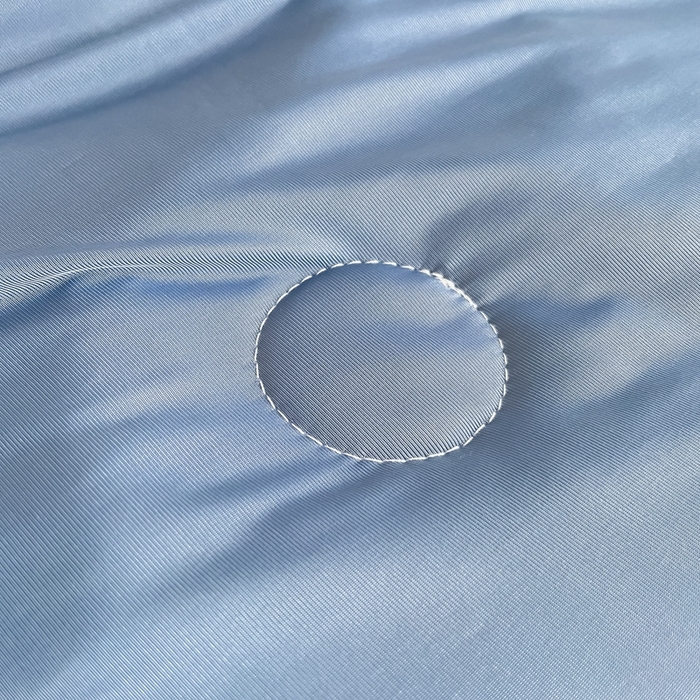 91家纺网 家纺一手货源 找家纺 2025新款加厚乳胶床笠款经典纯色夏被套件 饼干花-宝蓝