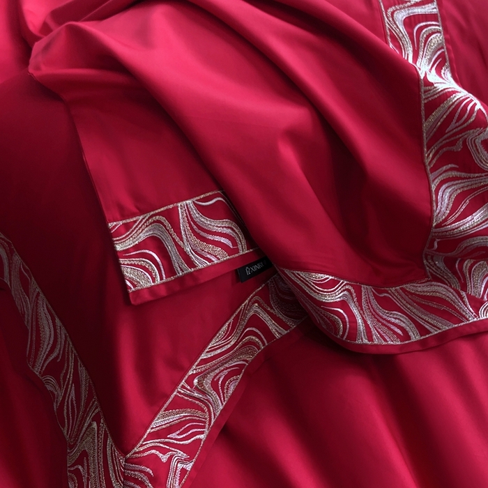 91家纺网 家纺一手货源 找家纺 馨蕊家居 2025新款100s高奢典藏简约全棉系列四件套-棉水漾 水漾-温莎红