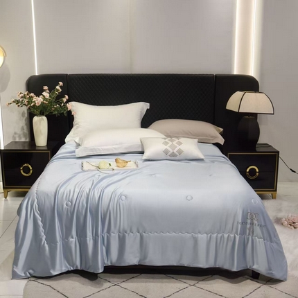 91家纺网 家纺一手货源 找家纺 （总）博尔菲 2025新款柔光缎艾香凉感空调被