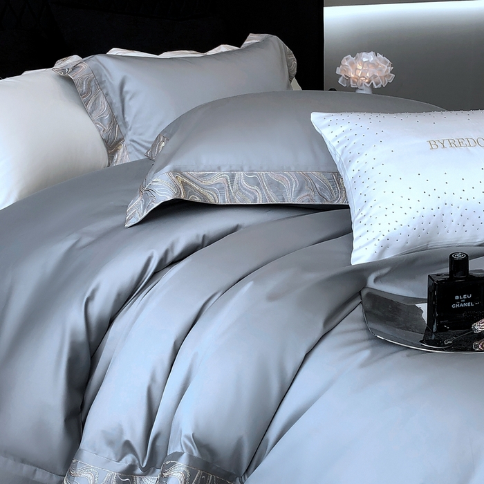 91家纺网 家纺一手货源 找家纺 馨蕊家居 2025新款100s高奢典藏简约全棉系列四件套-棉水漾 水漾-高级灰