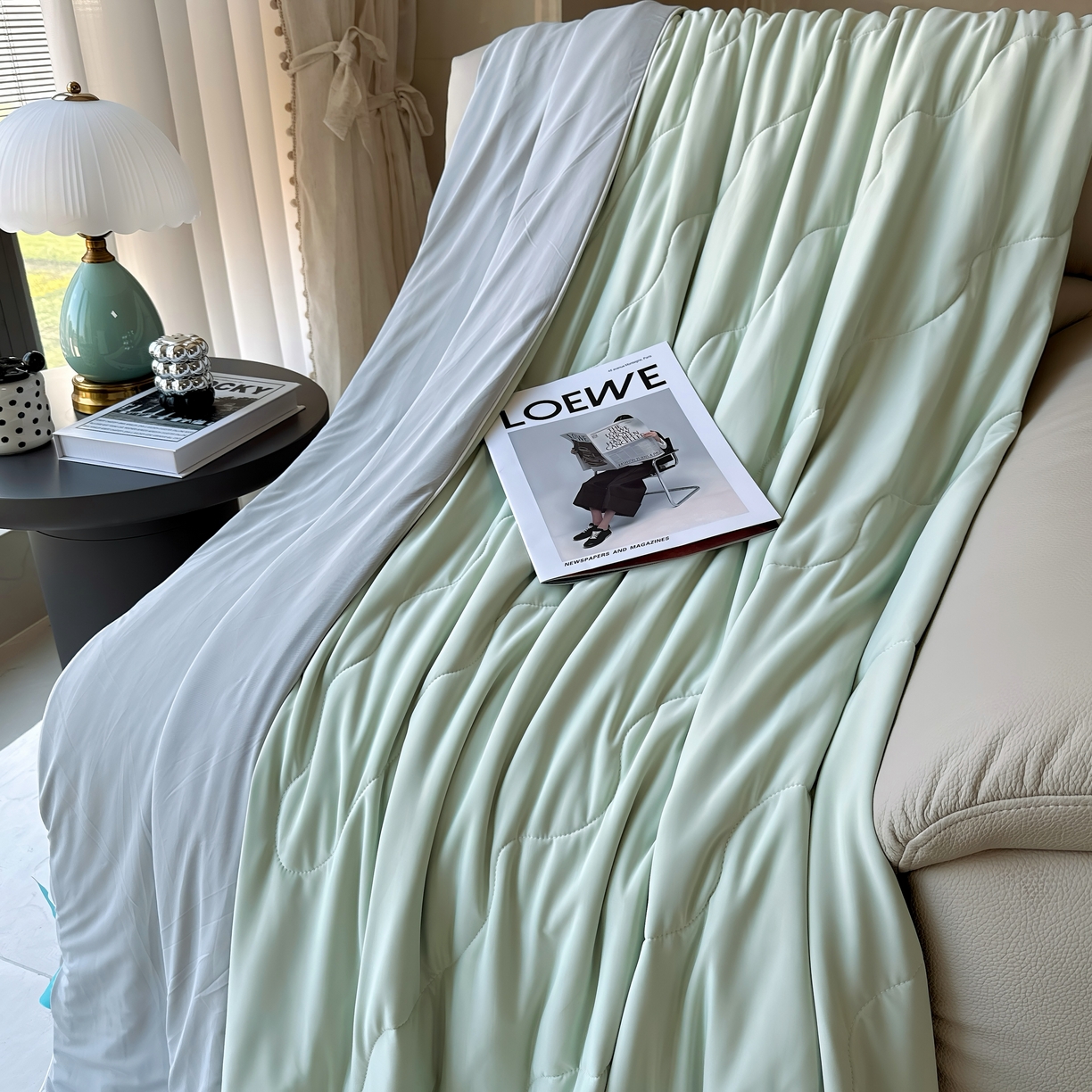 91家纺网 家纺一手货源 找家纺 兜米 2025夏季玻尿酸凉感冰皮被夏凉被空调被 海青拼灰色