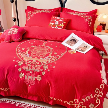 91家纺网 家纺一手货源 找家纺 （总）2025新款100支150克双面长绒棉婚庆绣花四件套