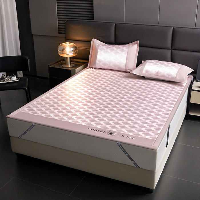 91家纺网 家纺一手货源 找家纺 全季家居 2025新款5A抗菌3D立体冰柔凉感冰丝席 菱形-淡粉 床席款