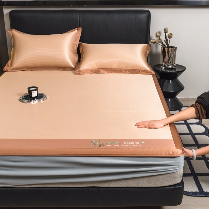 91家纺网 家纺一手货源 找家纺 全季家居 2025新款5A加厚加密艾草碳光席冰丝席 床笠-奶咖