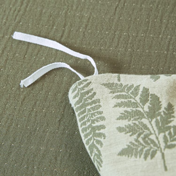 91家纺网 家纺一手货源 找家纺 2025新款全棉色织双层纱纽扣款四件套 扶苏-绿