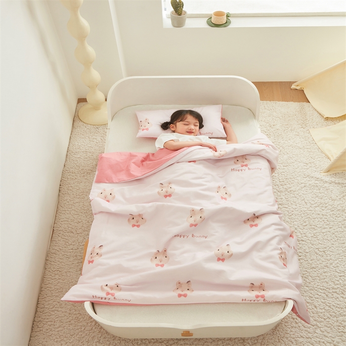 91家纺网 家纺一手货源 找家纺 艾佳宝贝 2025A类儿童全棉多功能单被套可拆式夏被四季被子 乖萌甜兔