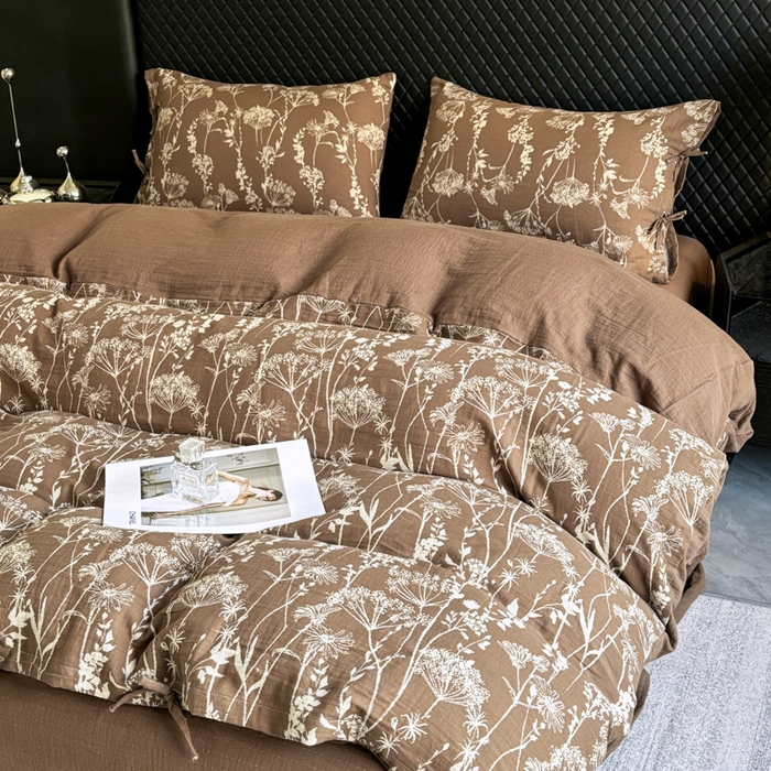 91家纺网 家纺一手货源 找家纺 鲁爱家纺供货 2025新款全棉色织双层纱系带款四件套 云影-浅咖