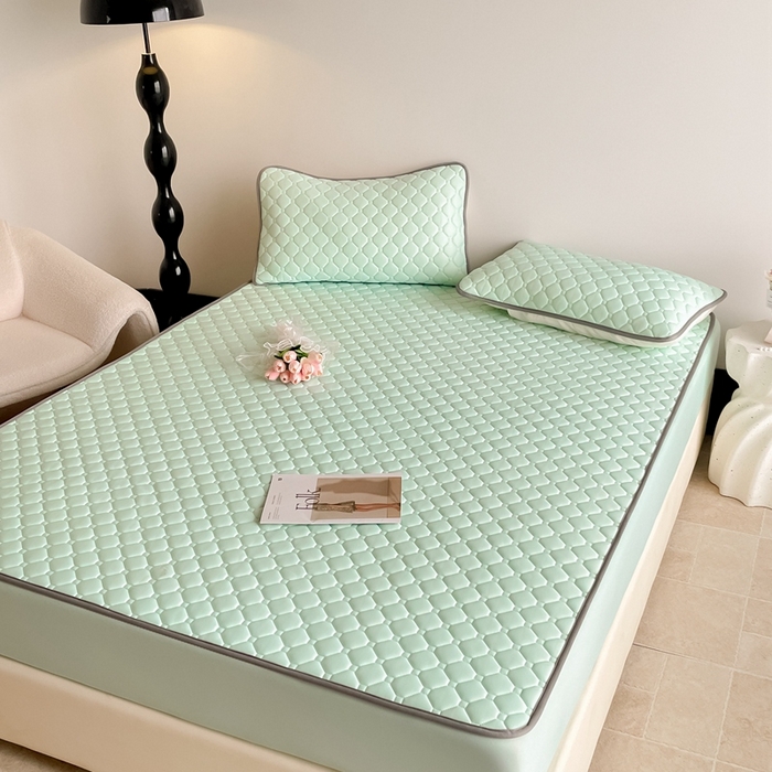 91家纺网 家纺一手货源 找家纺 2025新款加厚乳胶床笠款经典纯色夏被套件 方格-水绿