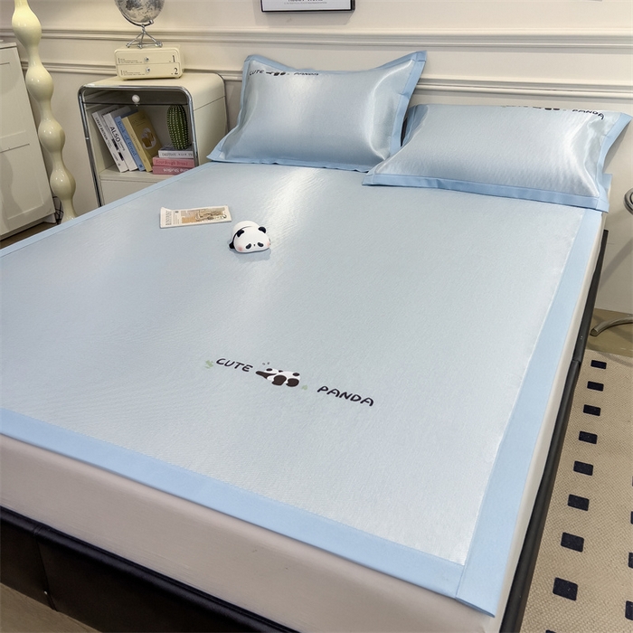 91家纺网 家纺一手货源 找家纺 星座家纺 2025新款600D熊猫烫画冰丝凉席三件套 清凉蓝