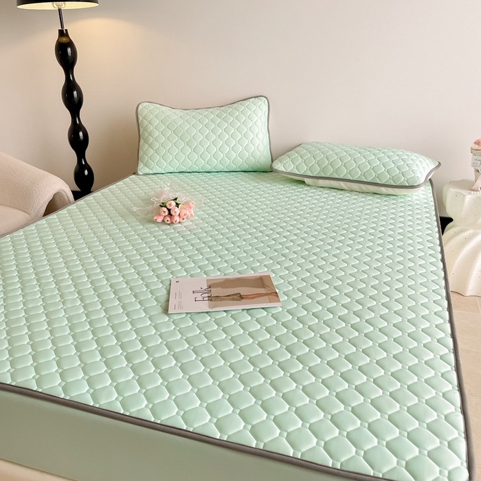 91家纺网 家纺一手货源 找家纺 2025新款加厚乳胶床笠款经典纯色夏被套件 方格-水绿