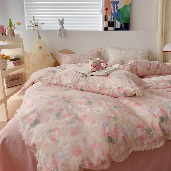 91家纺网 家纺一手货源 找家纺 于果 2025新款全棉双层纱花边款 潮汐月影