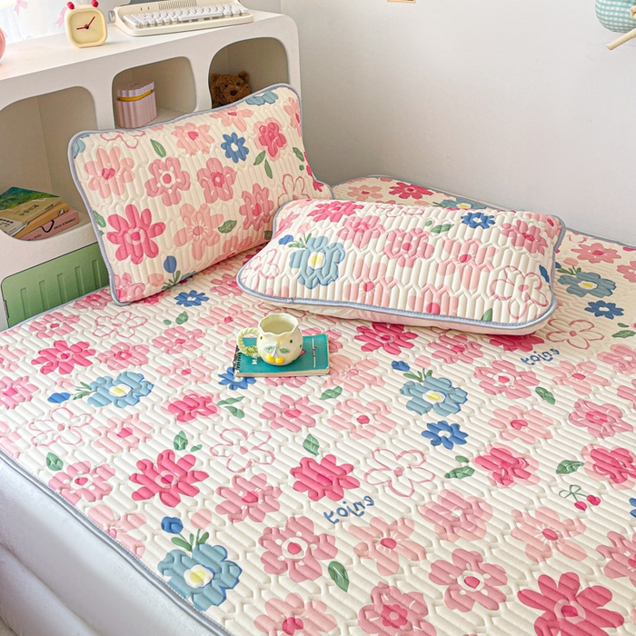 91家纺网 家纺一手货源 找家纺 贝扬思家纺 2025新款亲肤舒适可爱乳胶凉席席子系列 半纸恋章