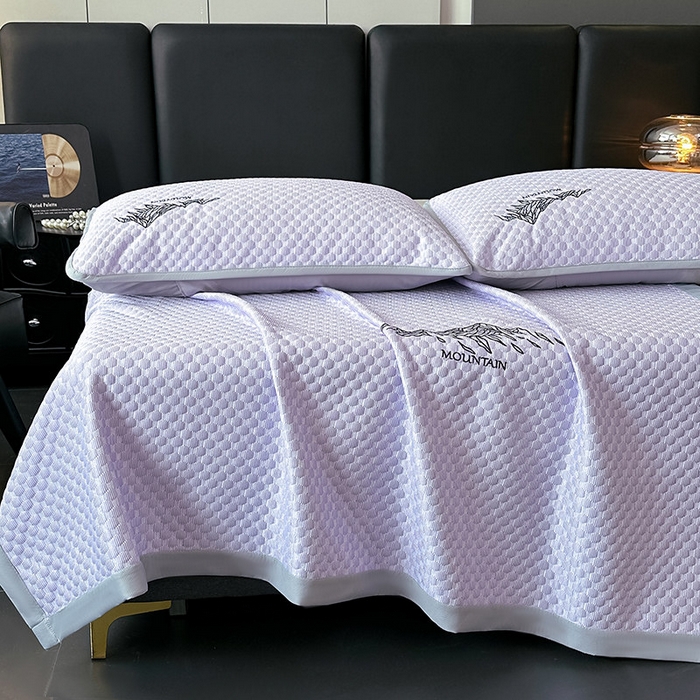 91家纺网 家纺一手货源 找家纺 澳梵家居 2025新款PE中分子A类凉感豆豆刺绣软凉席 冰川-紫