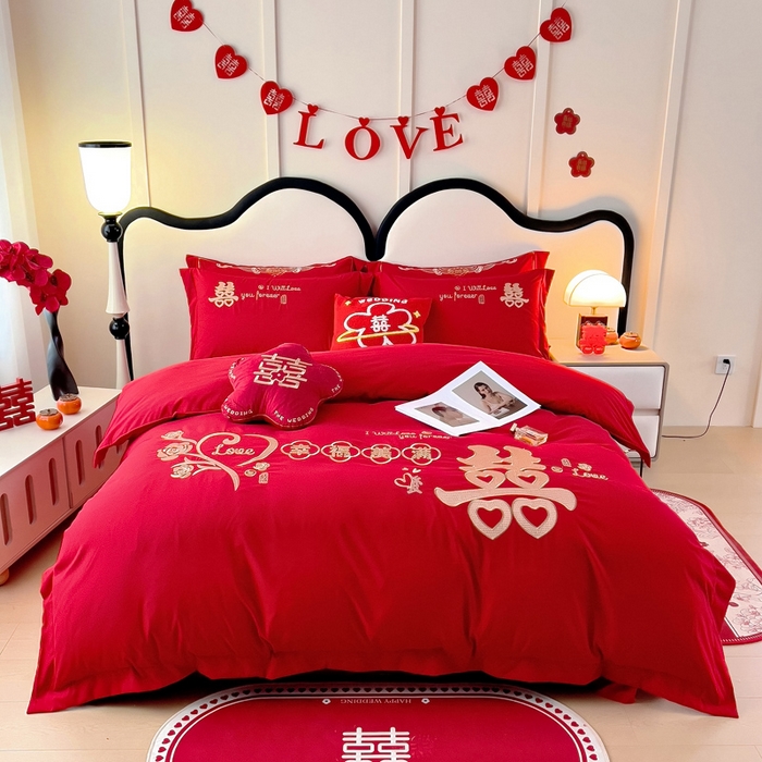 91家纺网 家纺一手货源 找家纺 2025新款100支150克双面长绒棉婚庆绣花四件套 幸福美满