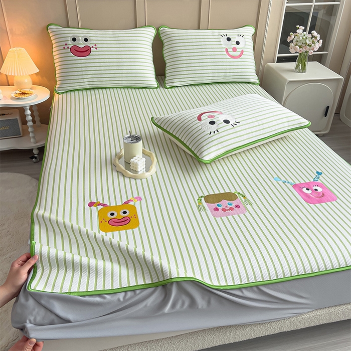 91家纺网 家纺一手货源 找家纺 炫拼  2025新款A类凉豆豆提花条纹卡通刺绣床笠席三件套 气泡女孩