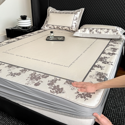 91家纺网 家纺一手货源 找家纺 （总）本希2025春夏新款可水洗冰丝席花漾数码印花法式系列