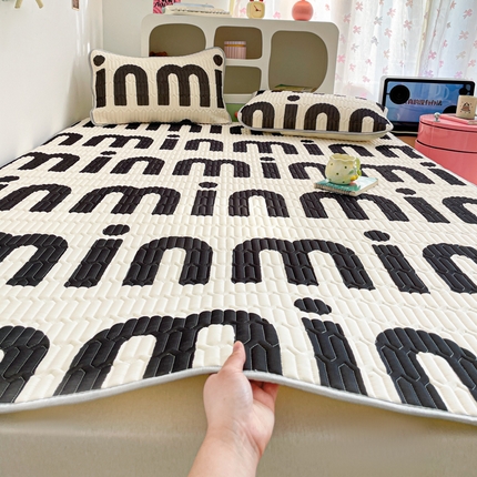 91家纺网 家纺一手货源 找家纺 （总）贝扬思家纺 2025新款亲肤舒适可爱乳胶凉席席子系列