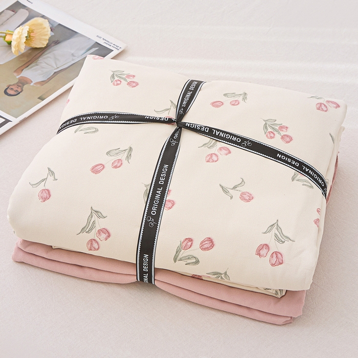 91家纺网 家纺一手货源 找家纺 蕾诺家纺 2025新款直播新款A类有氧提花云纱棉圆角吊边工艺四件套学生三件套 少女花季