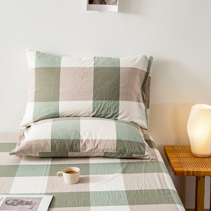 91家纺网 家纺一手货源 找家纺 2025新款A类色织水洗棉单被套 绿大格