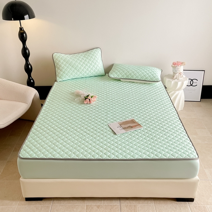 91家纺网 家纺一手货源 找家纺 2025新款加厚乳胶床笠款经典纯色夏被套件 方格-水绿
