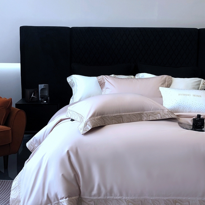 91家纺网 家纺一手货源 找家纺 馨蕊家居 2025新款100s高奢典藏简约全棉系列四件套-棉水漾 水漾-初夏粉