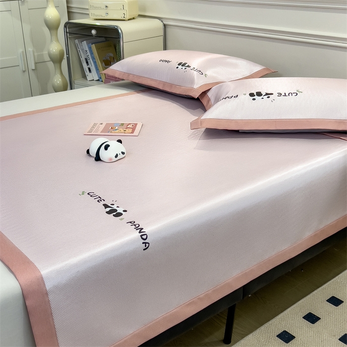 91家纺网 家纺一手货源 找家纺 （总）星座家纺 2025新款600D熊猫烫画冰丝凉席三件套