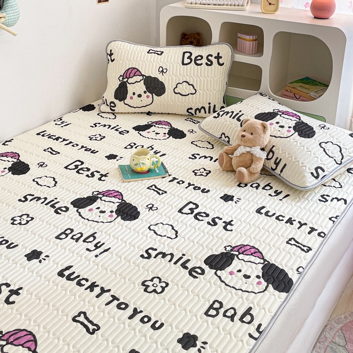 91家纺网 家纺一手货源 找家纺 贝扬思家纺 2025新款亲肤舒适可爱乳胶凉席席子系列 漫画狗仔