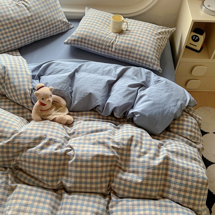 91家纺网 家纺一手货源 找家纺 田野 2025新款全棉水洗棉提花点点系列四件套 点点-深蓝