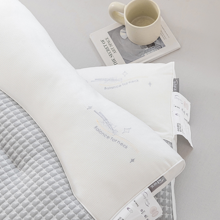 91家纺网 家纺一手货源 找家纺 大熊枕芯 2025新款安颈1号冰豆豆枕芯 安颈1号-灰