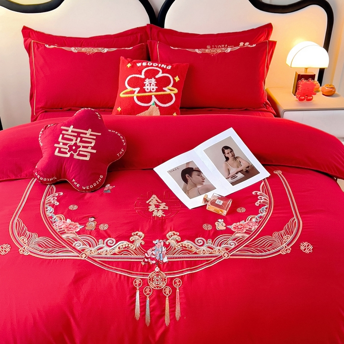 91家纺网 家纺一手货源 找家纺 2025新款100支150克双面长绒棉婚庆绣花四件套 福禄喜财