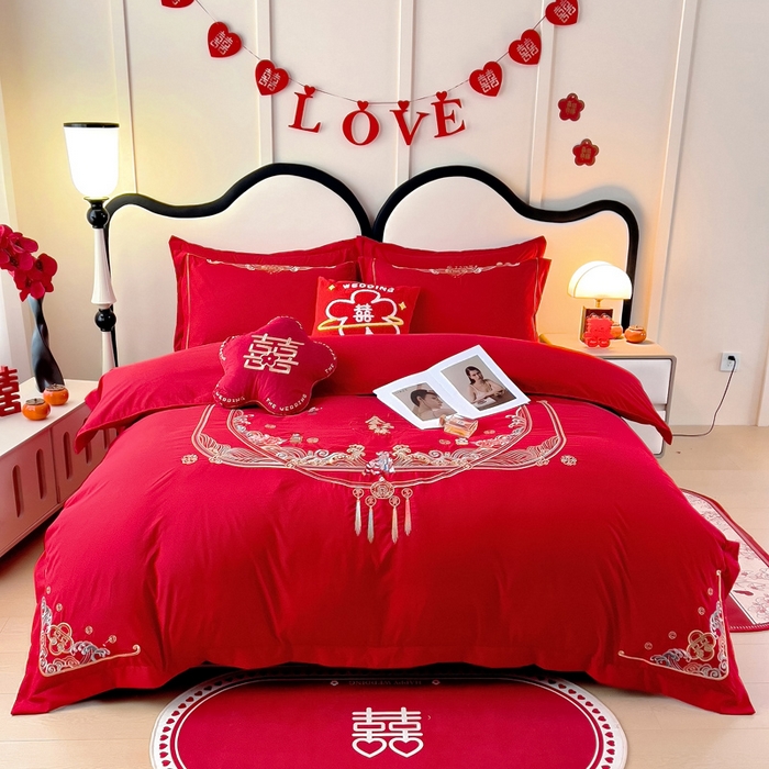 91家纺网 家纺一手货源 找家纺 2025新款100支150克双面长绒棉婚庆绣花四件套 福禄喜财