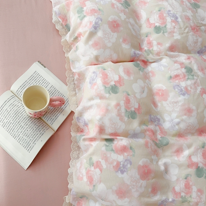 91家纺网 家纺一手货源 找家纺 于果 2025新款全棉双层纱花边款 潮汐月影